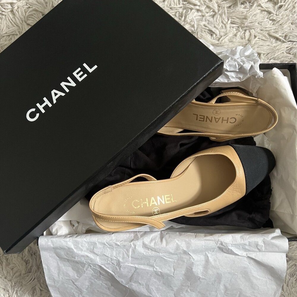 CHANEL Slingbacks Beige And Black